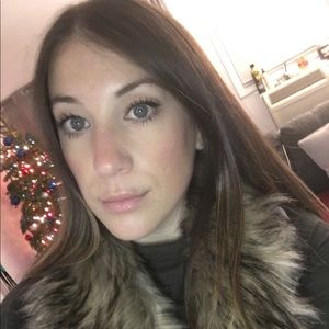 Meet your Posher, Jenna